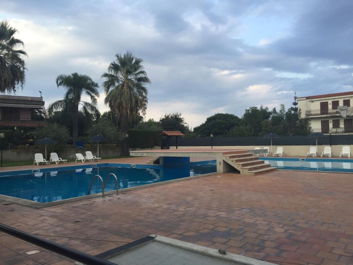 Elegant Apartment In Residence With Pool Acireale Εξωτερικό φωτογραφία